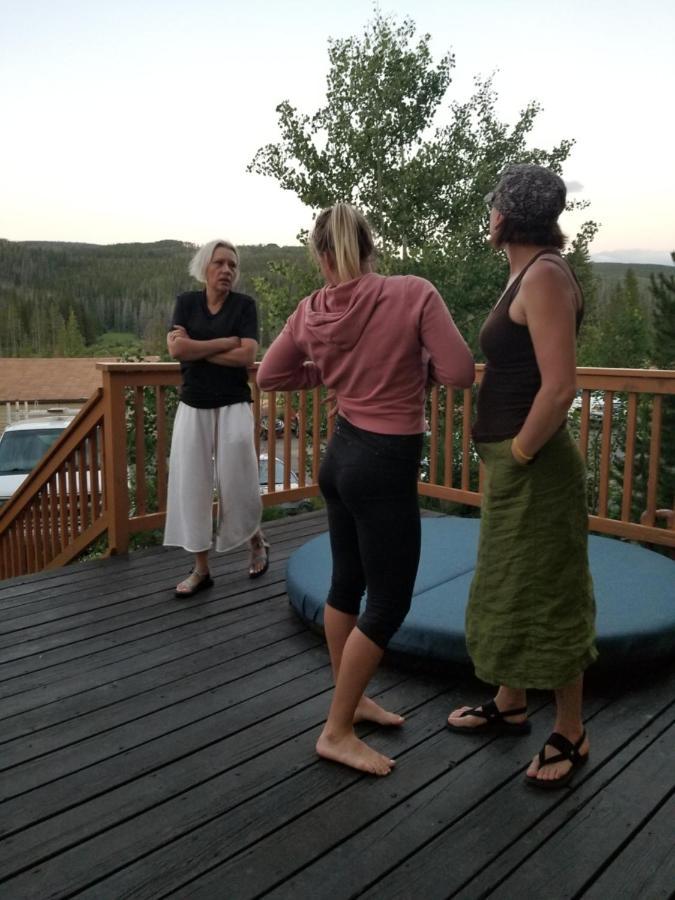 Valley Hi Hotel Fraser Zewnętrze zdjęcie